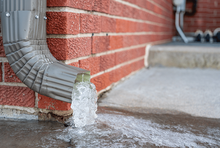 Roof drainage tips for flat roofs: Best Practices?