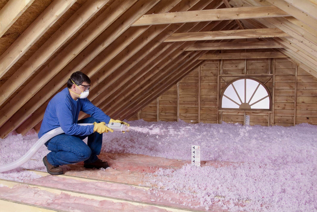 How Attic Insulation Impacts Home Air Leaks