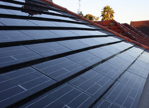 Solar Roofing Performance in Cloudy Weather